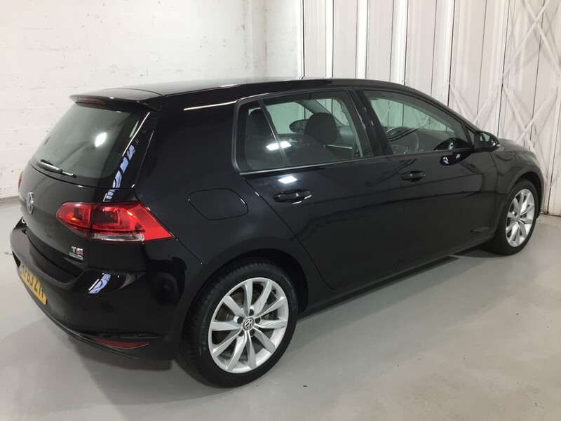 Used Volkswagen Golf 2013 for sale - 76707293: Photo 3