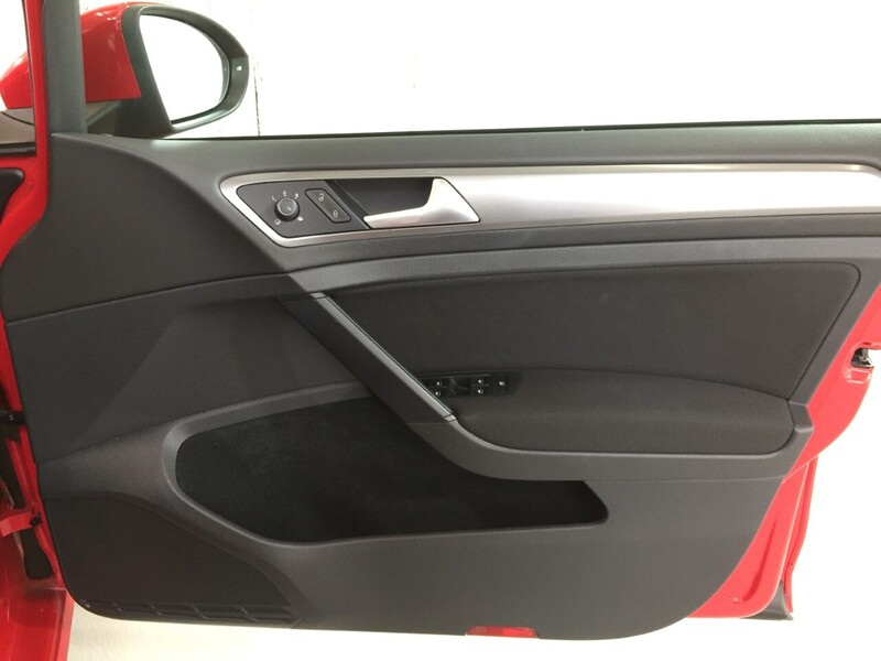 Used Volkswagen Golf 2025 for sale - 76407153: Photo 8