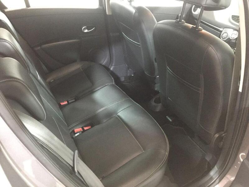 Used Renault Clio 2010 for sale - 77668083: Photo 27