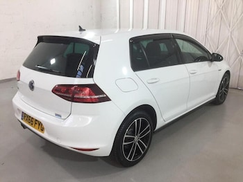 Used Volkswagen Golf 2016 for sale - 78714718: Photo