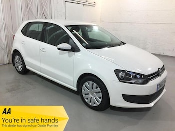 Used Volkswagen Polo 2010 for sale - 77365340: Photo