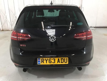Used Volkswagen Golf 2014 for sale - 78242109: Photo