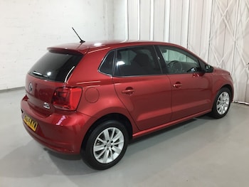Used Volkswagen Polo 2014 for sale - 76407143: Photo