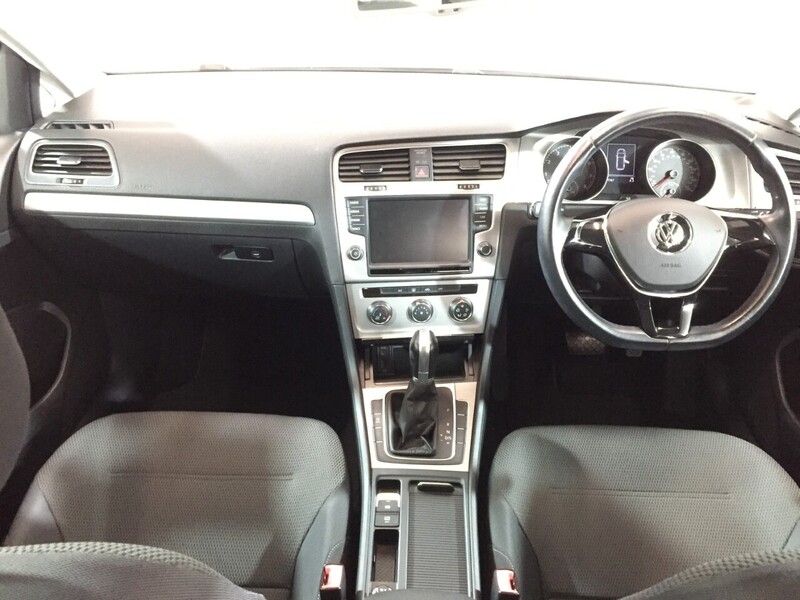 Used Volkswagen Golf 2015 for sale - 76547362: Photo 17