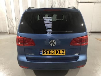 Used Volkswagen Touran 2014 for sale - 77701926: Photo