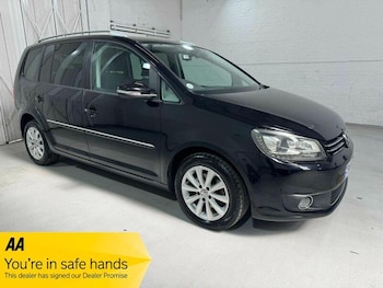 Used Volkswagen Touran 2011 for sale - 78758515: Photo