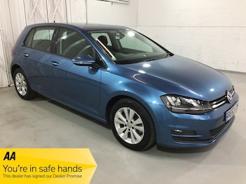 Used Volkswagen Golf 2014 for sale - 76407155: Photo