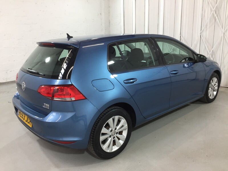 Used Volkswagen Golf 2025 for sale - 76407155: Photo 2