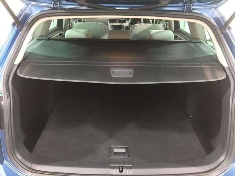 Used Volkswagen Golf 2014 for sale - 78078895: Photo 33