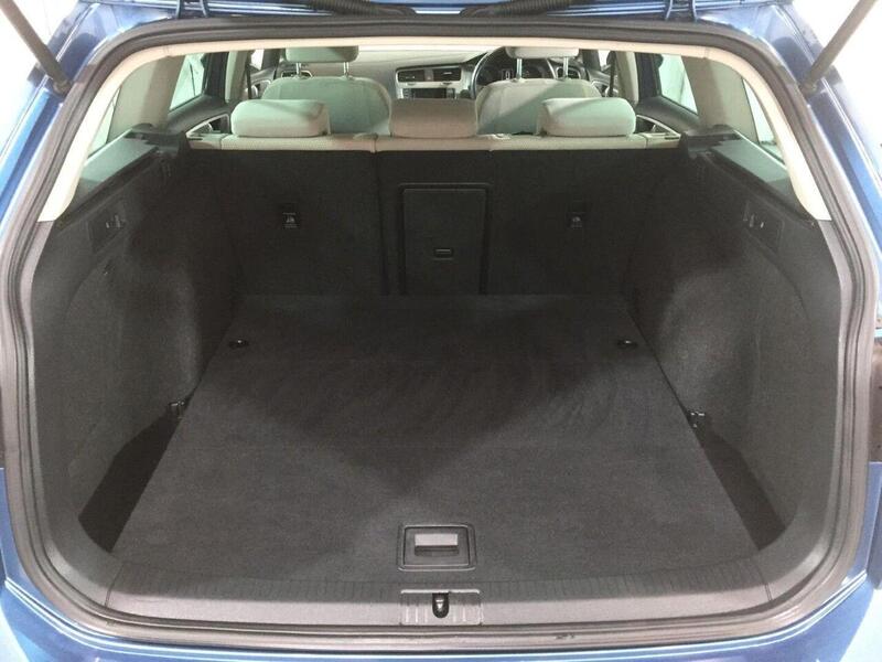 Used Volkswagen Golf 2014 for sale - 78078895: Photo 34