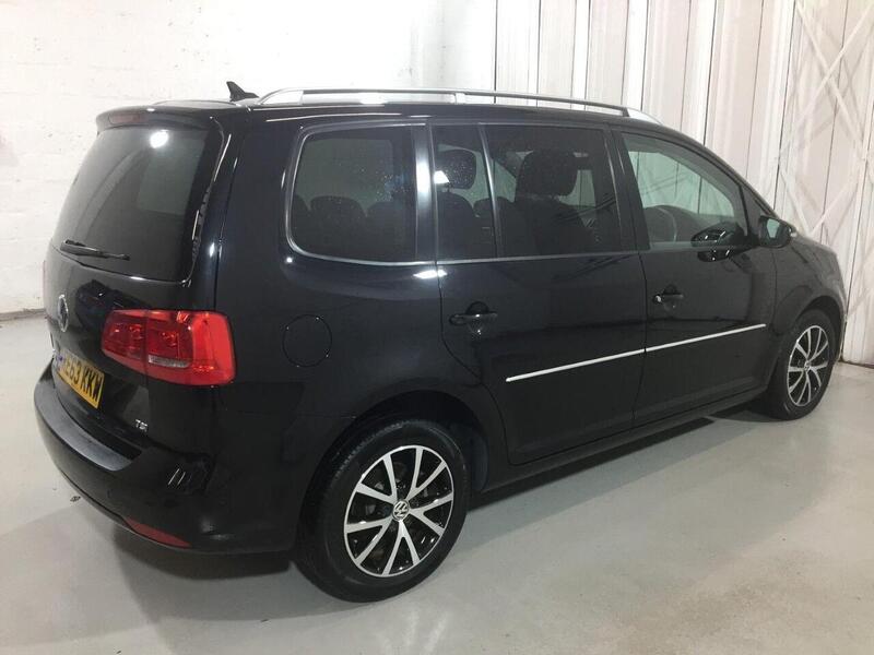 Used Volkswagen Touran 2026 for sale - 77465320: Photo 2
