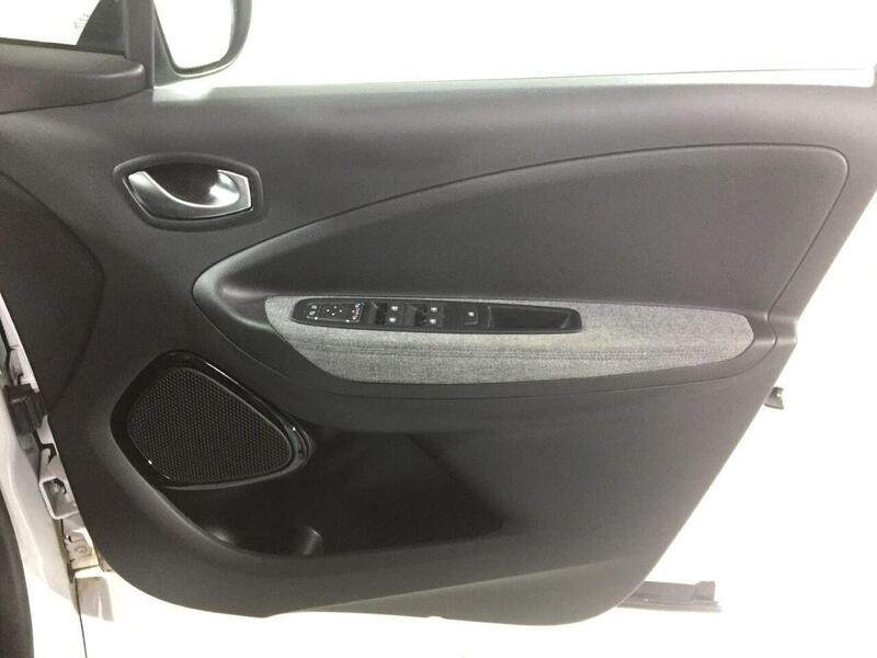 Used Renault Zoe 2020 for sale - 78111475: Photo 9