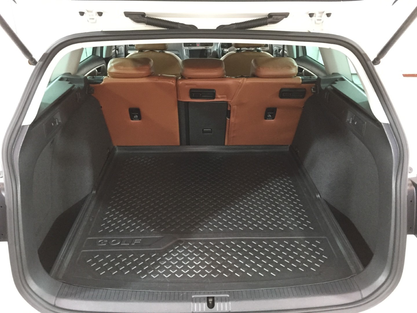 Used Volkswagen Golf 2015 for sale - 76407156: Photo 32