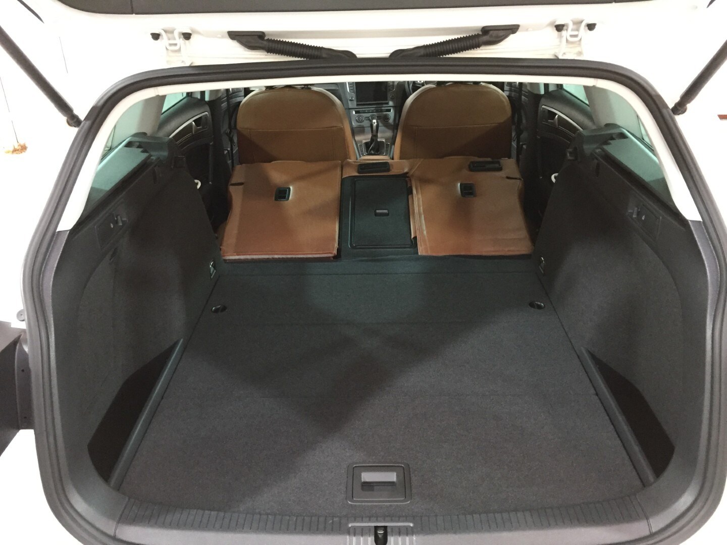 Used Volkswagen Golf 2015 for sale - 76407156: Photo 37