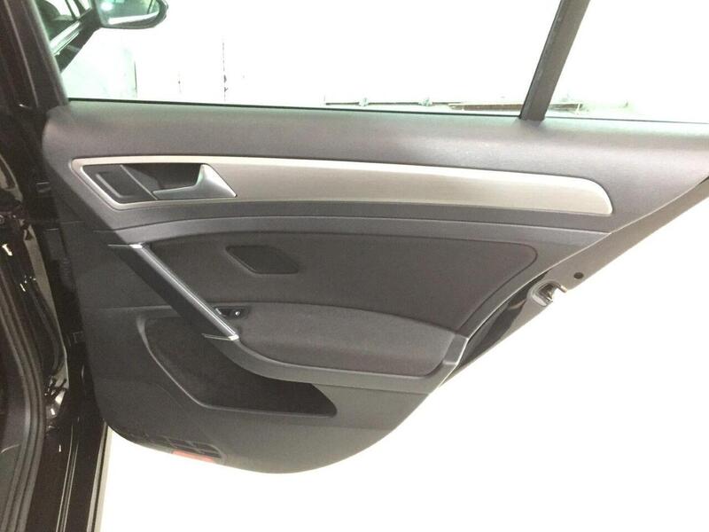 Used Volkswagen Golf 2015 for sale - 76403209: Photo 24