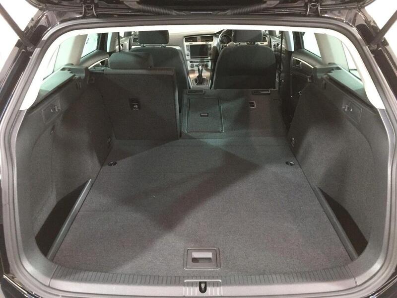 Used Volkswagen Golf 2015 for sale - 76403209: Photo 30