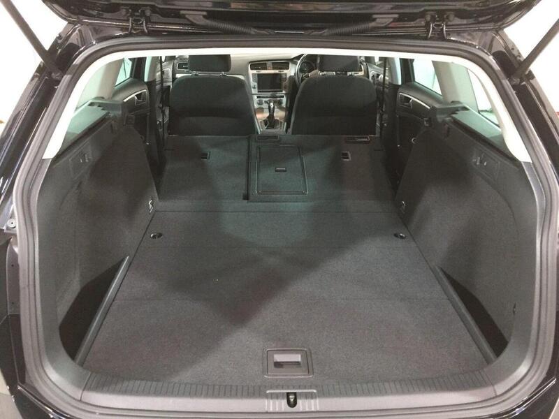 Used Volkswagen Golf 2015 for sale - 76403209: Photo 31