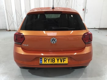 Used Volkswagen Polo 2018 for sale - 76402486: Photo