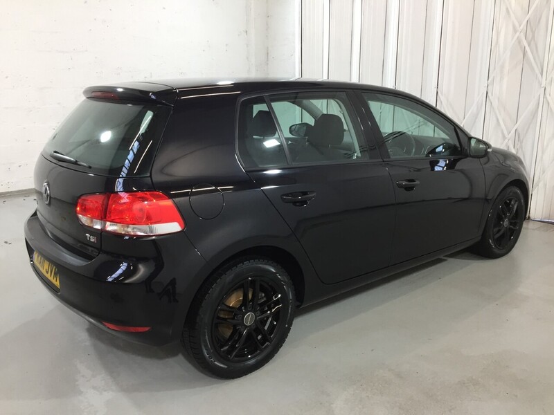 Used Volkswagen Golf 2023 for sale - 76718733: Photo 2