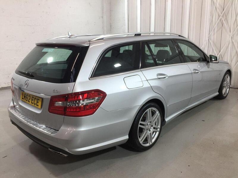 Used Mercedes-Benz E Class 2012 for sale - 76931002: Photo 2