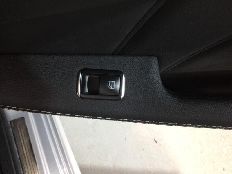 Used Mercedes-Benz E Class 2012 for sale - 76931002: Photo 25