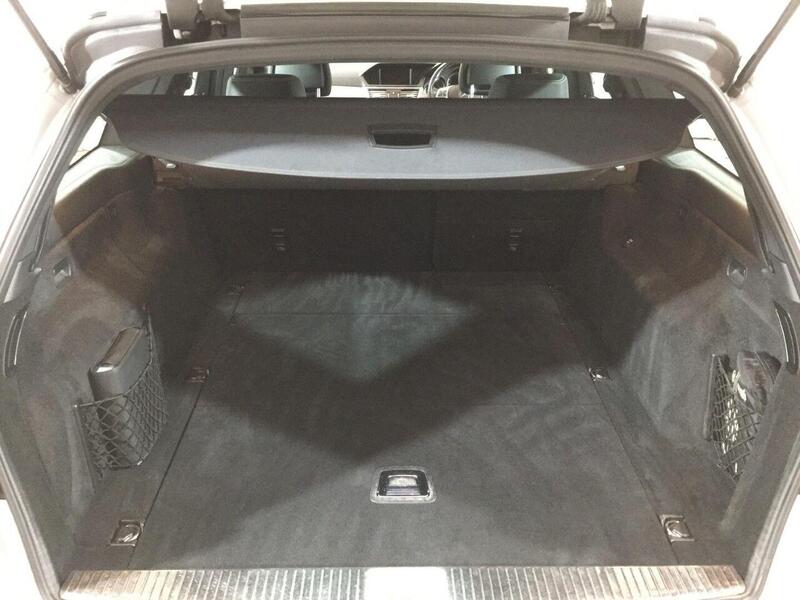 Used Mercedes-Benz E Class 2012 for sale - 76931002: Photo 28