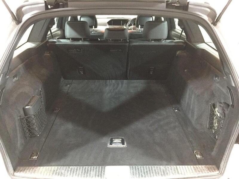 Used Mercedes-Benz E Class 2012 for sale - 76931002: Photo 29