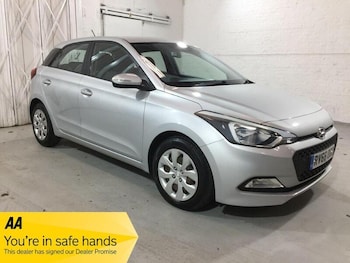 Used Hyundai i20 2016 for sale - 77349668: Photo