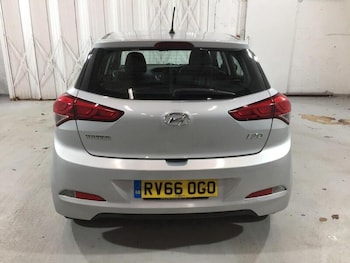 Used Hyundai i20 2016 for sale - 77349668: Photo