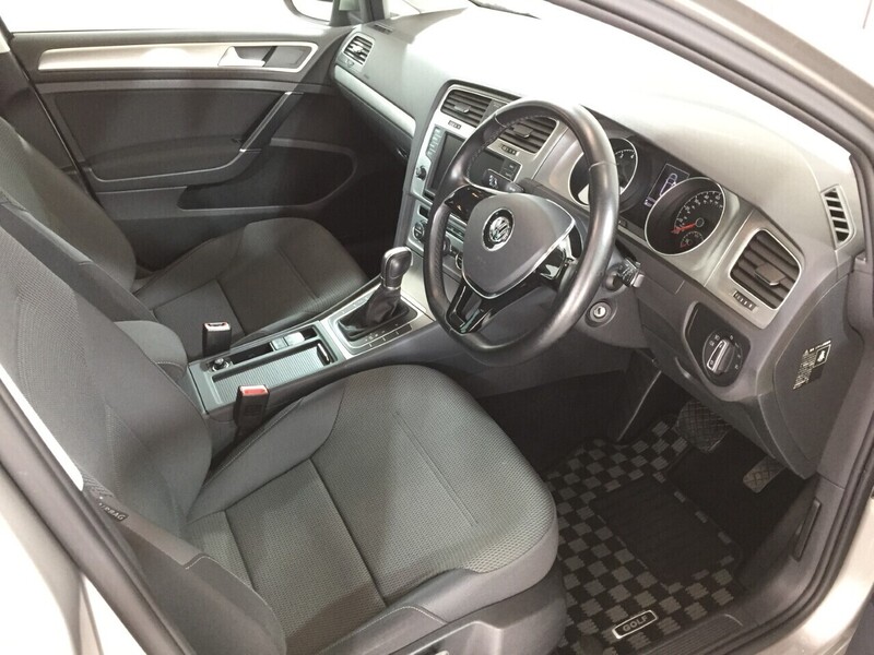 Used Volkswagen Golf 2015 for sale - 76407144: Photo 10