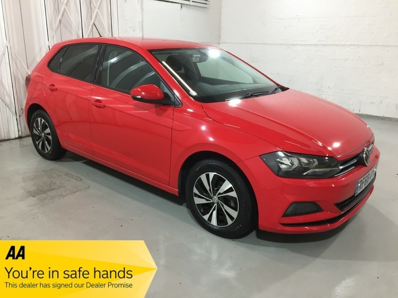 Used Volkswagen Polo 2018 for sale - 76555132: Photo 1