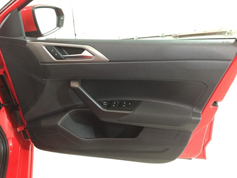 Used Volkswagen Polo 2018 for sale - 76555132: Photo 8