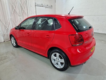 Used Volkswagen Polo 2011 for sale - 78598801: Photo