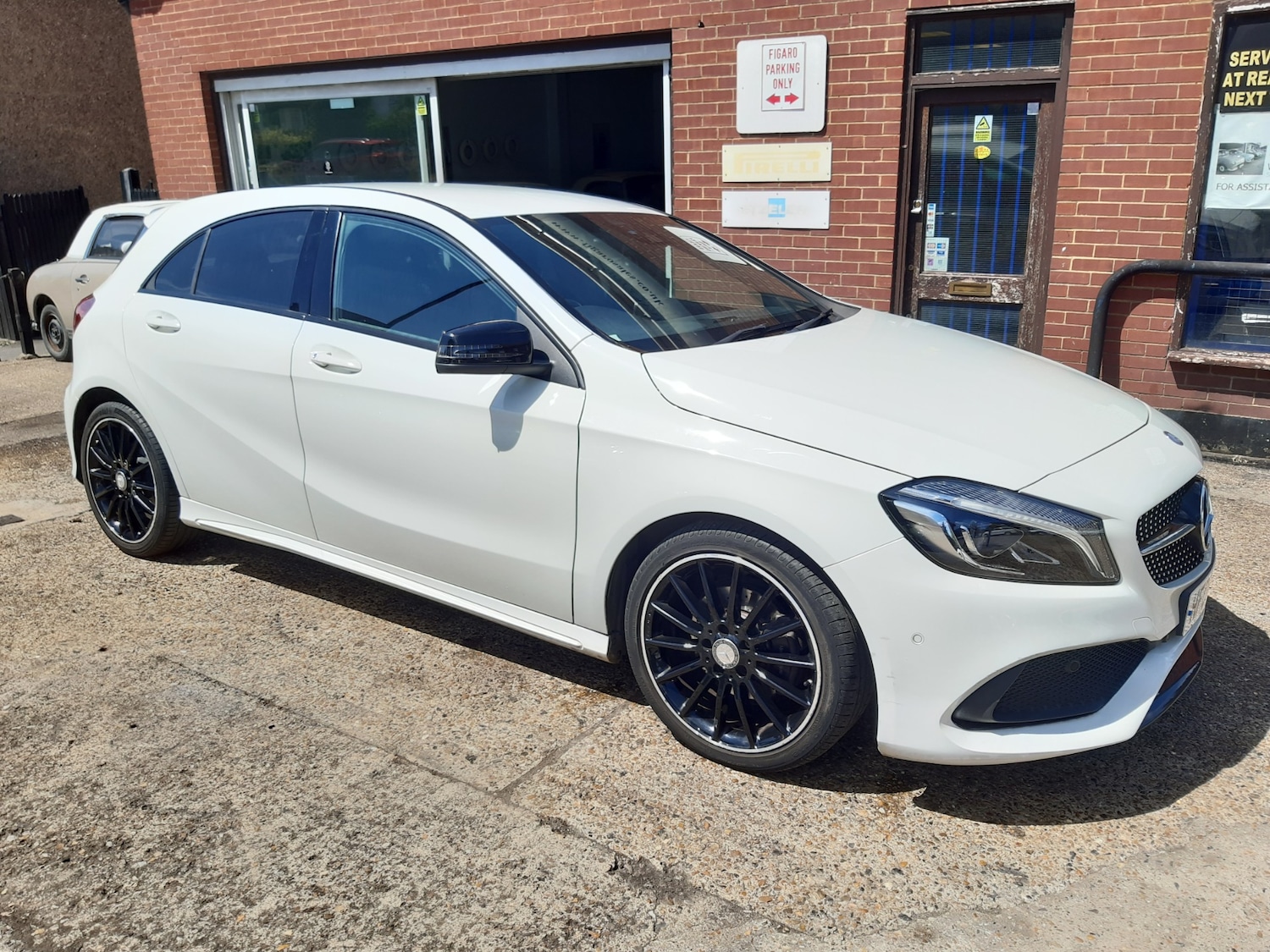 Used Mercedes-Benz A-Class 2016 for sale - 76477389: Photo 1