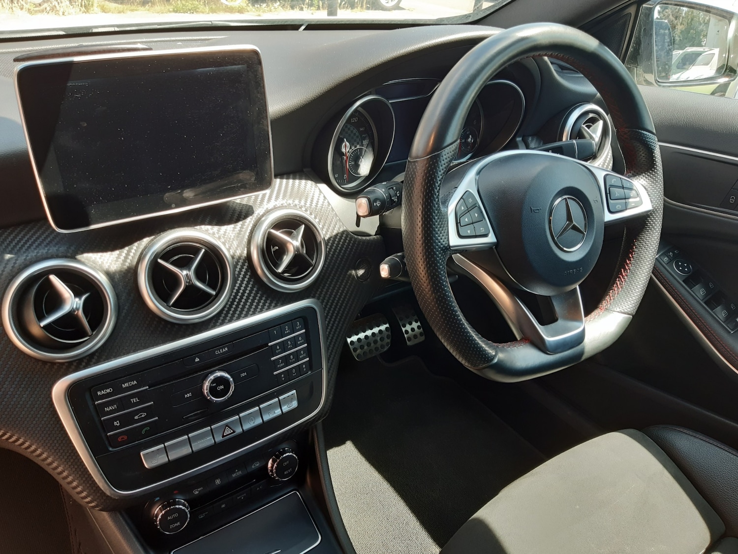 Used Mercedes-Benz A-Class 2016 for sale - 76477389: Photo 12