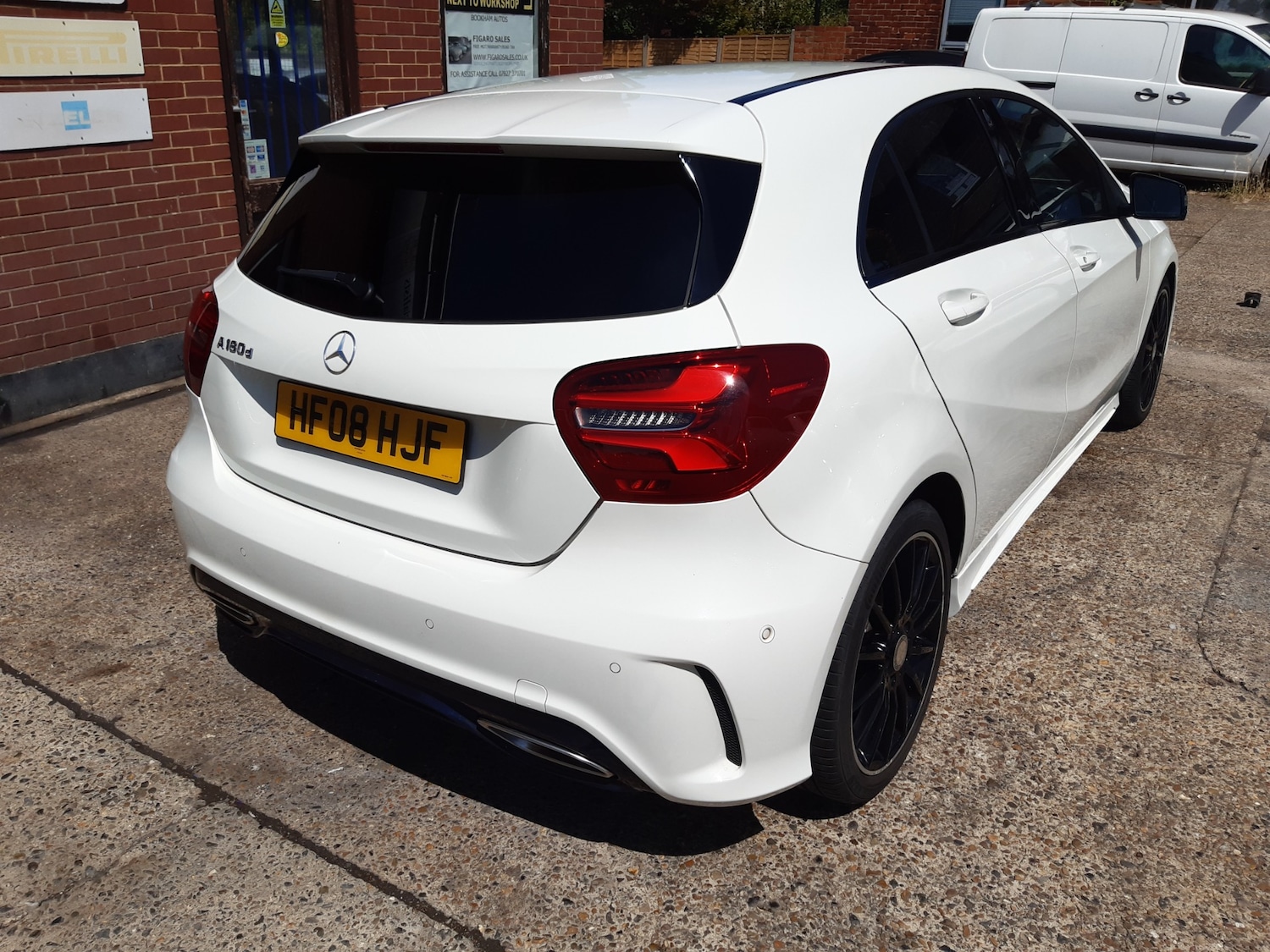Used Mercedes-Benz A-Class 2016 for sale - 76477389: Photo 8