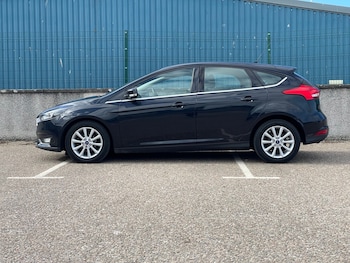 Used Ford Focus 2015 for sale - 79090428: Photo