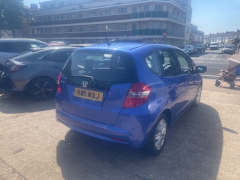 Used Honda Jazz 2011 for sale - 79156369: Photo