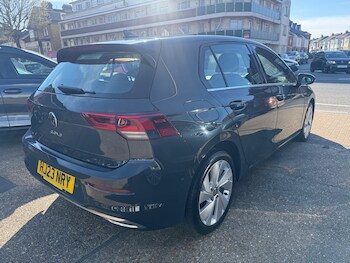 Used Volkswagen Golf 2023 for sale - 77919086: Photo