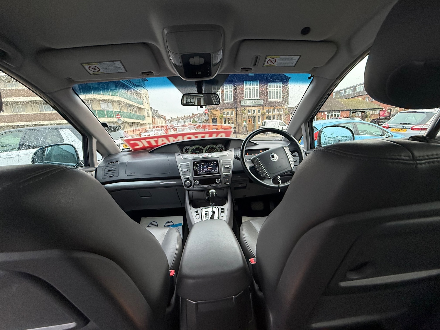 Used Ssangyong Turismo 2015 for sale - 76711953: Photo 12