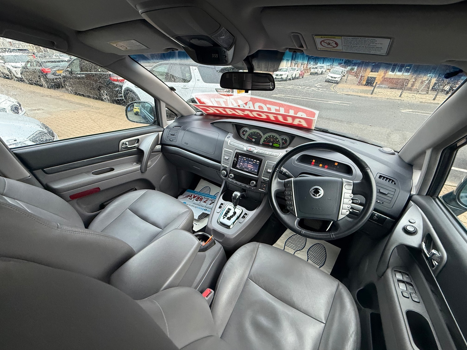 Used Ssangyong Turismo 2015 for sale - 76711953: Photo 18