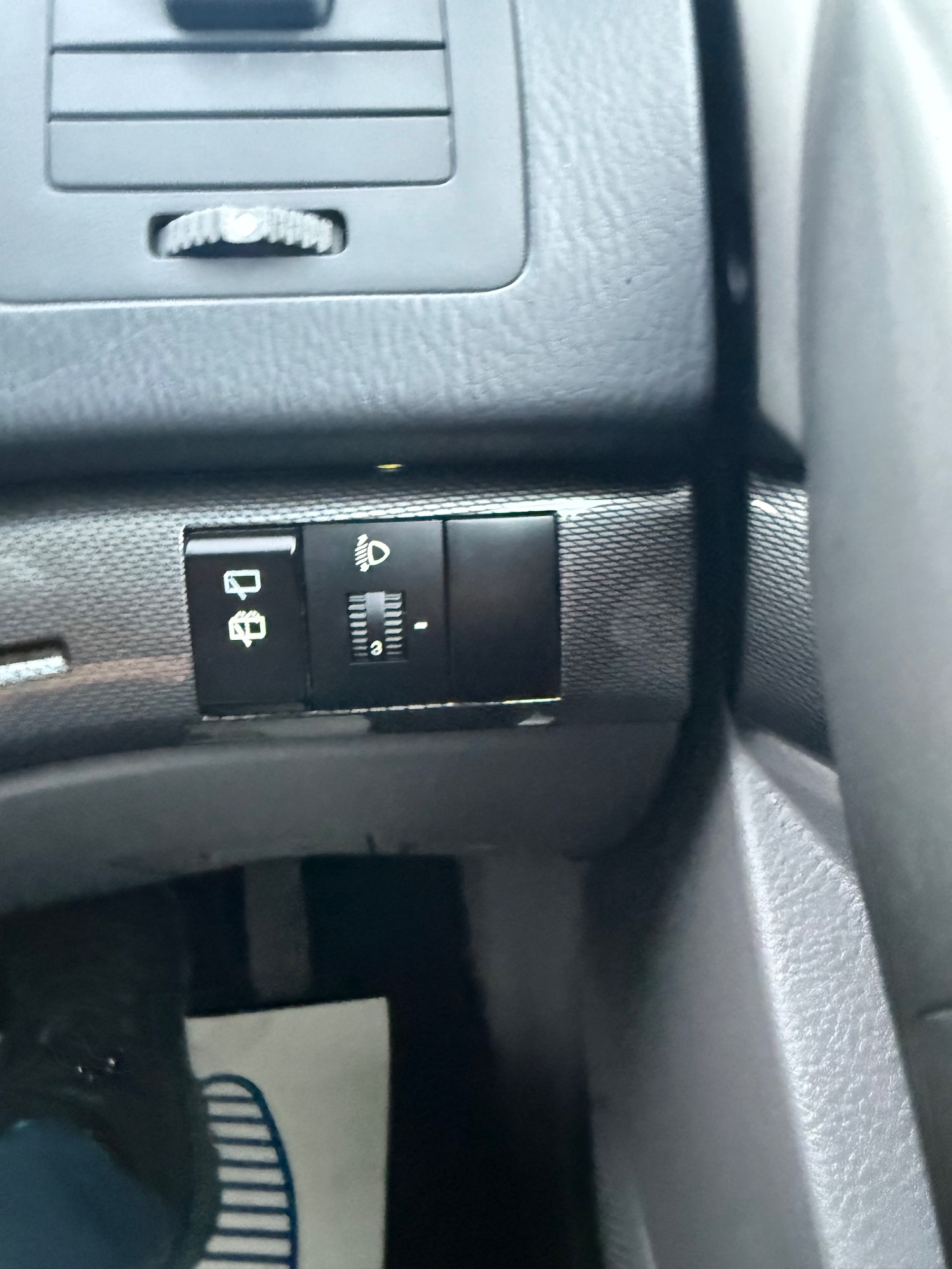 Used Ssangyong Turismo 2015 for sale - 76711953: Photo 28