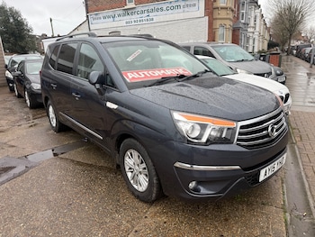 Used Ssangyong Turismo 2015 for sale - 76711953: Photo
