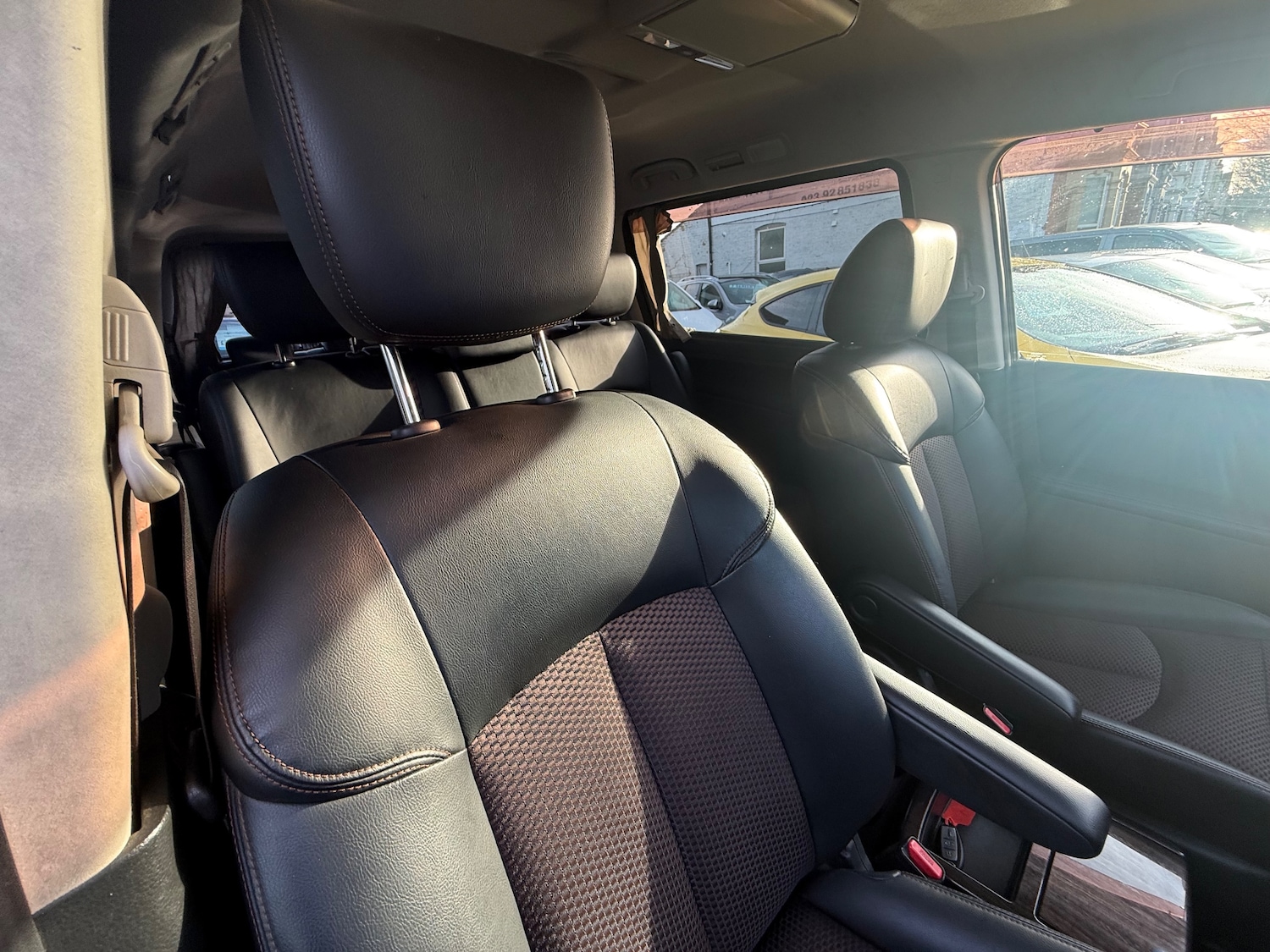 Used Nissan Elgrand 2020 for sale - 77180035: Photo 25