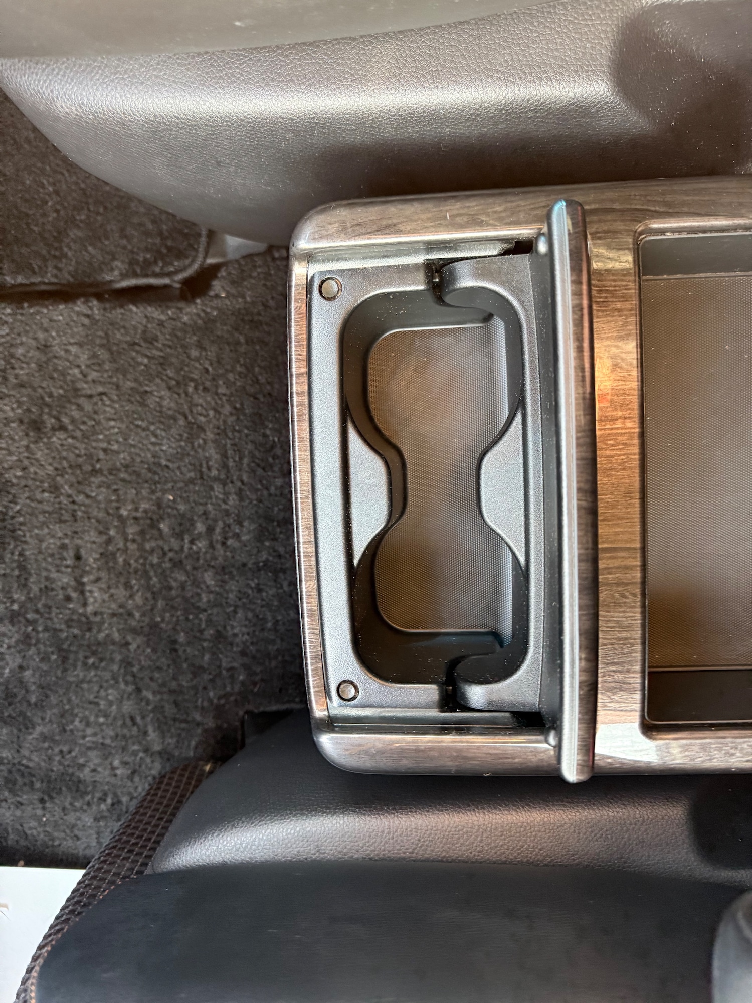 Used Nissan Elgrand 2020 for sale - 77180035: Photo 27