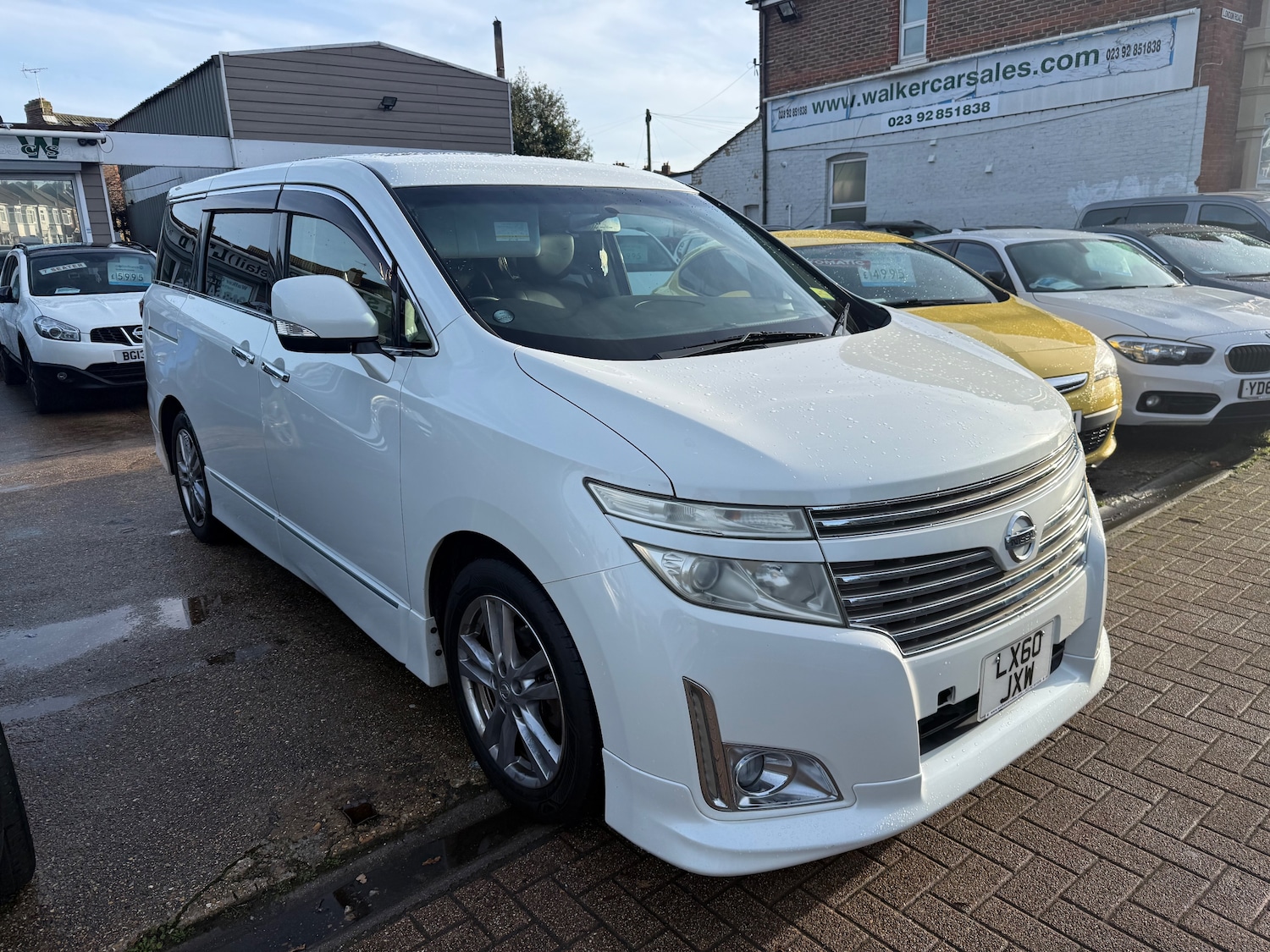 Used Nissan Elgrand 2020 for sale - 77180035: Photo 3