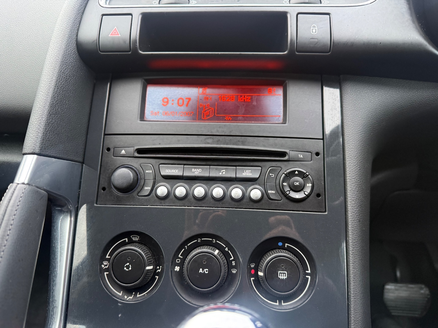 Used Peugeot 3008 2014 for sale - 76807786: Photo 26