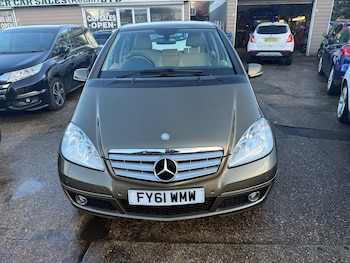 Used Mercedes-Benz A-Class 2011 for sale - 77310921: Photo