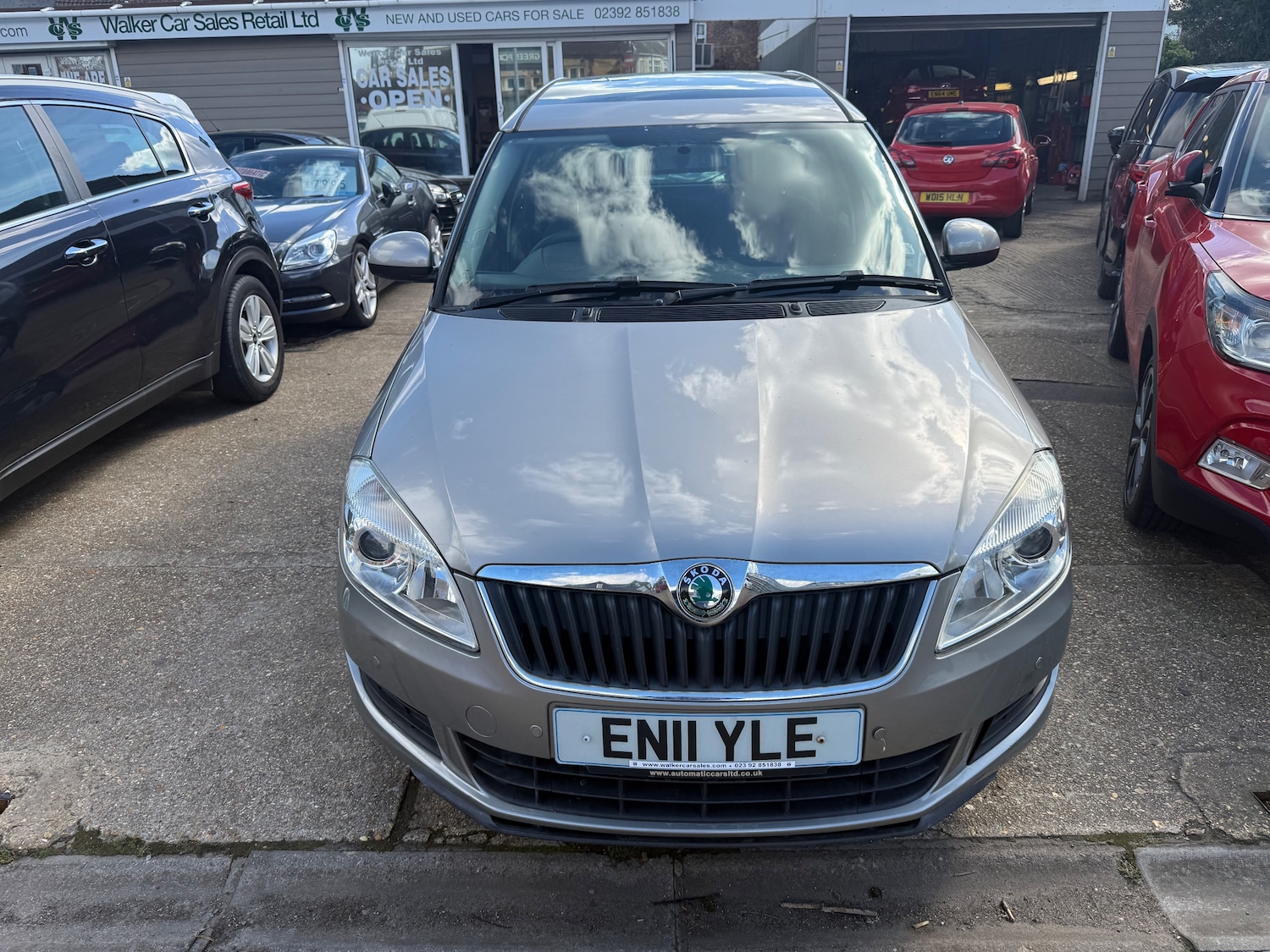Used Skoda Roomster 2011 for sale - 77989795: Photo 2