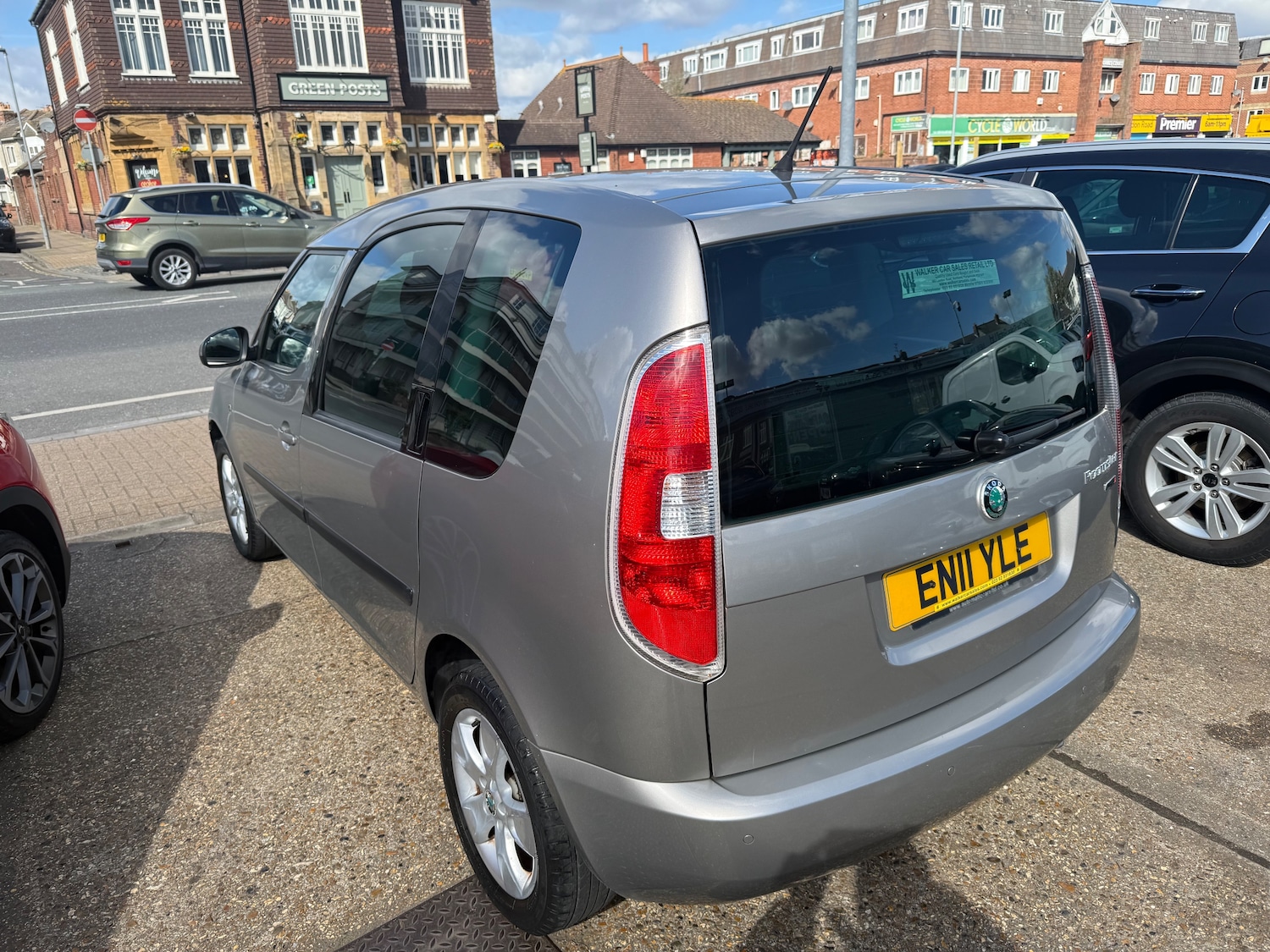 Used Skoda Roomster 2011 for sale - 77989795: Photo 4